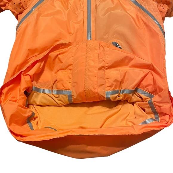 Lululemon NWOT Make It Rain Raincoat Jacket Size 4 Neon Orange - Picture 6 of 9